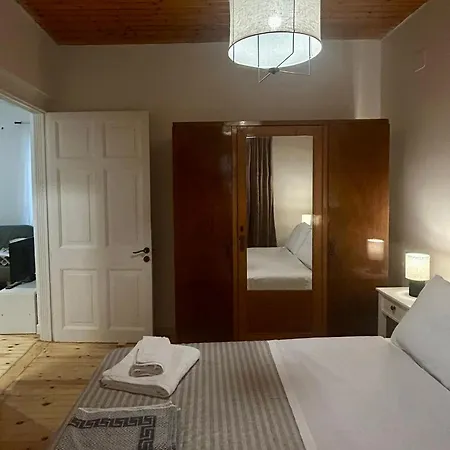 The Tailor's House * Corfu (city)